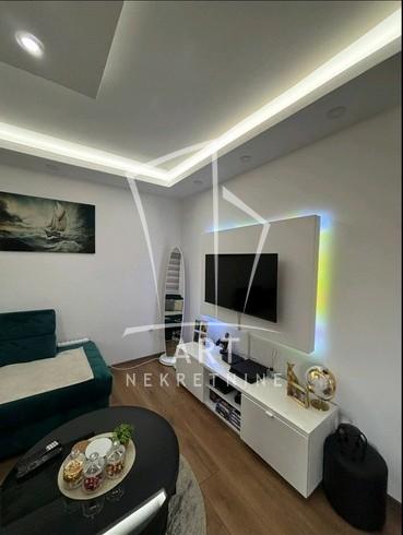 Stan na prodaju u Beogradu, Braće Jerković, jednoiposoban, 42m2, cena 170000 evra