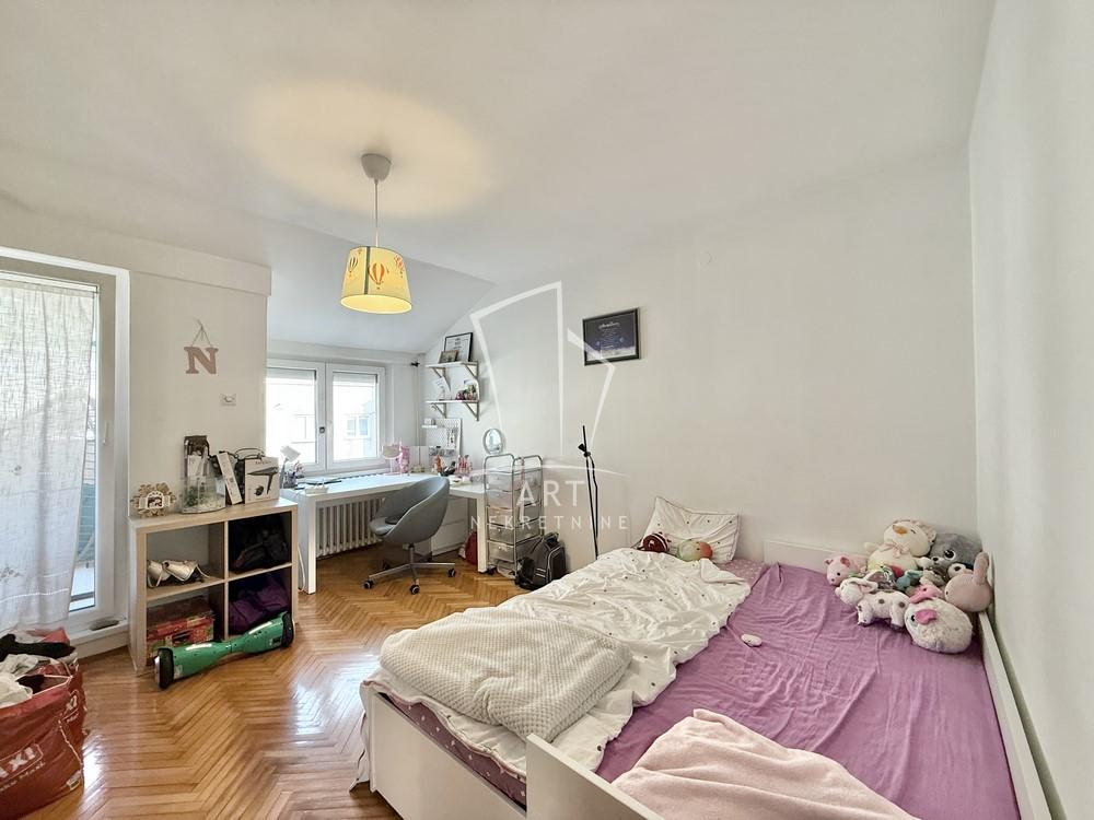 Stan na prodaju u Beogradu, Savski venac, troiposoban, 108m2, cena 410000 evra