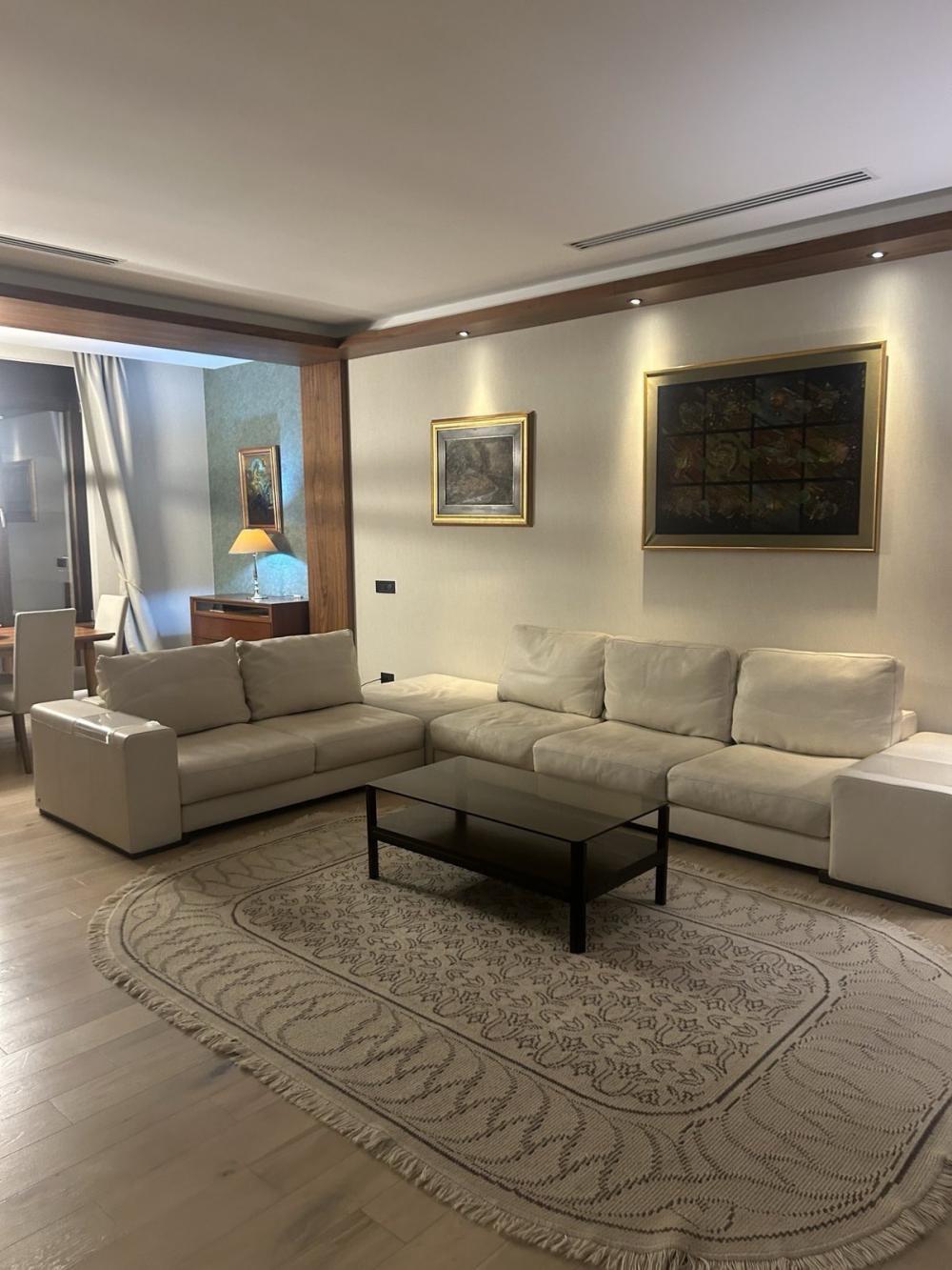 Stan na prodaju u Beogradu, Dedinje, trosoban, 139m2, cena 925000 evra