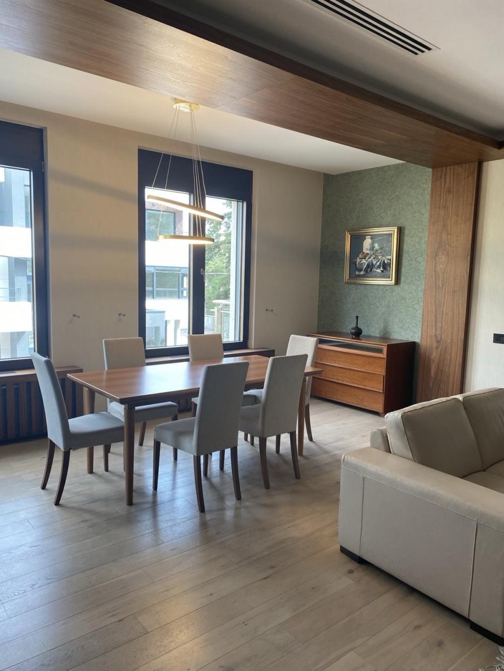 Stan na prodaju u Beogradu, Dedinje, trosoban, 139m2, cena 925000 evra