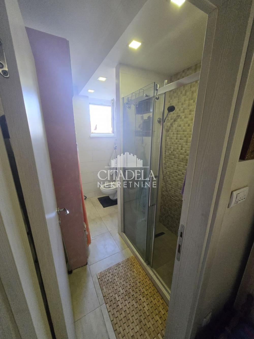 Stan na prodaju u Beogradu, Čukarica, dvosoban, 52m2, cena 149000 evra