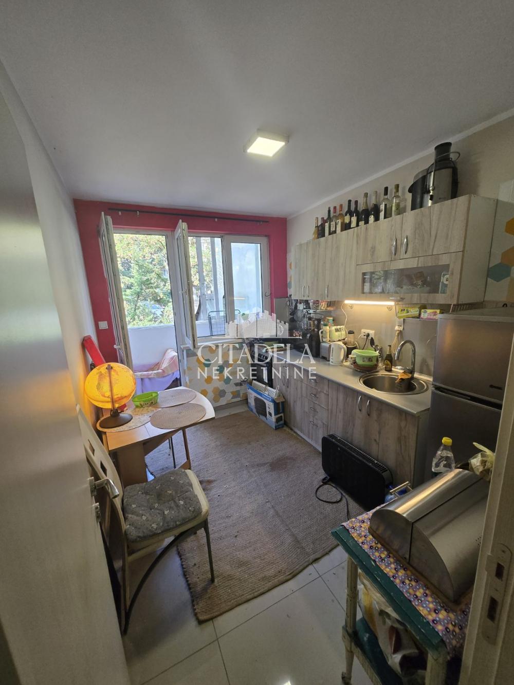 Stan na prodaju u Beogradu, Čukarica, dvosoban, 52m2, cena 149000 evra