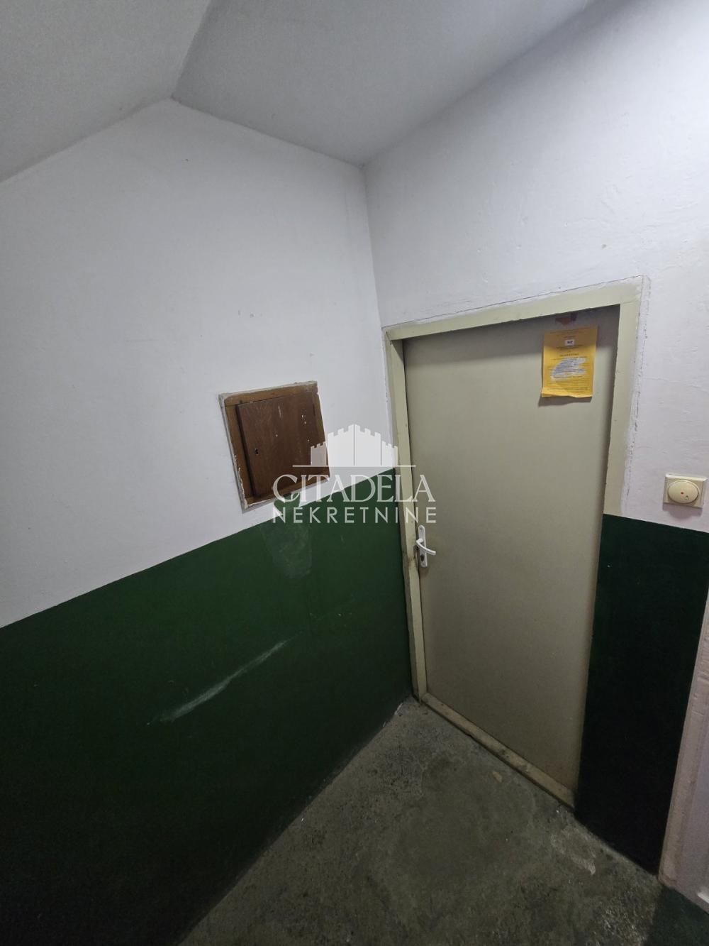 Stan na prodaju u Beogradu, Čukarica, dvosoban, 52m2, cena 149000 evra