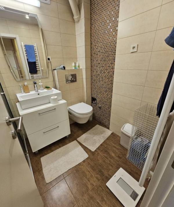Stan na prodaju u Beogradu, Savski venac, trosoban, cena 275000 evra
