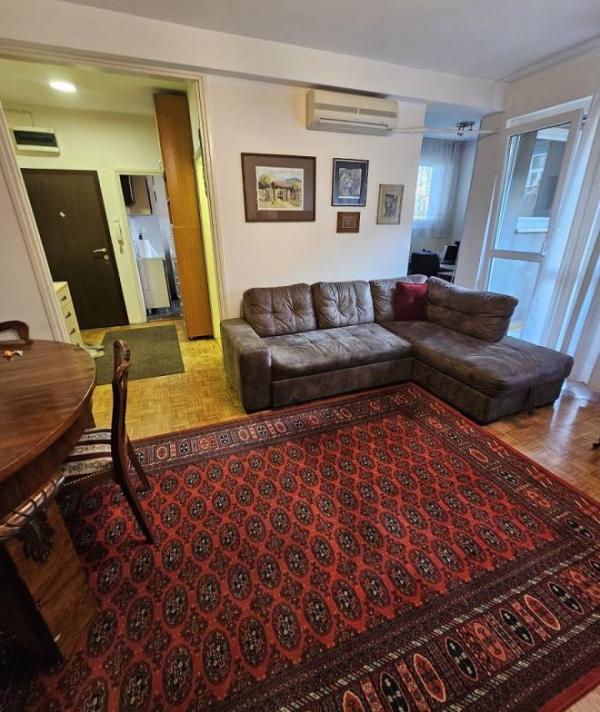 Stan na prodaju u Beogradu, Savski venac, trosoban, cena 275000 evra