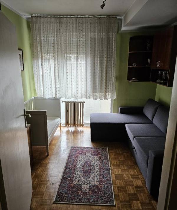 Stan na prodaju u Beogradu, Savski venac, trosoban, cena 275000 evra