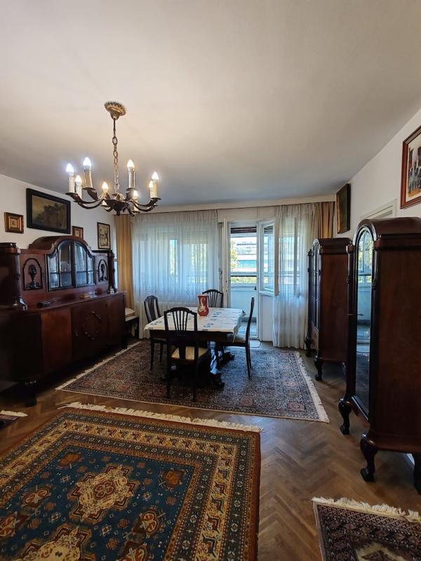 Stan na prodaju u Beogradu, Novi Beograd blok 33 (Genex kula), 122m2, cena 415000 evra