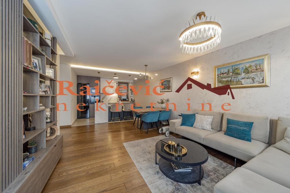 Stan na prodaju u Beogradu, Vračar, cetvorosoban, 115m2, cena 415000 evra