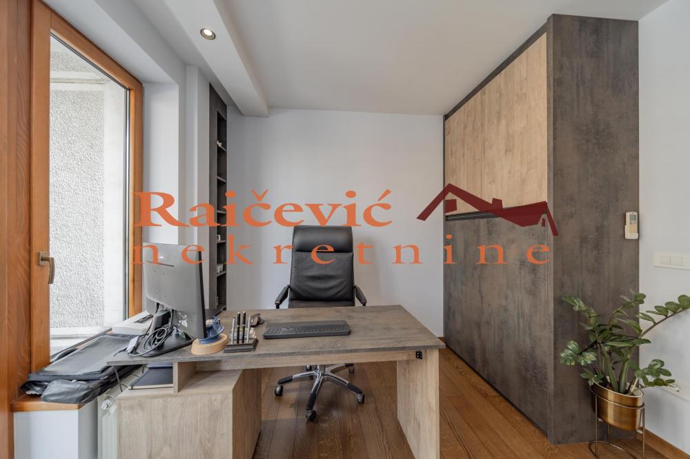 Stan na prodaju u Beogradu, Vračar, cetvorosoban, 115m2, cena 415000 evra