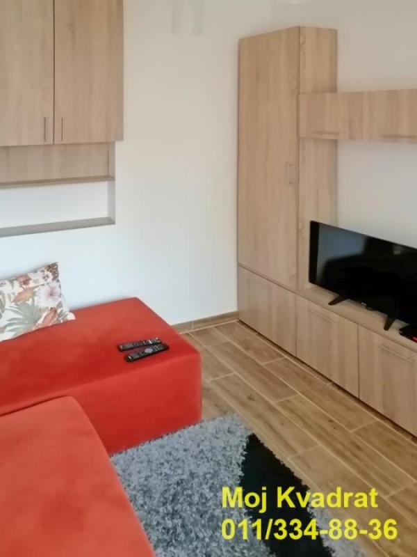 Stan na prodaju u Beogradu, Vukov spomenik, cetvorosoban, 78m2, cena 350000 evra