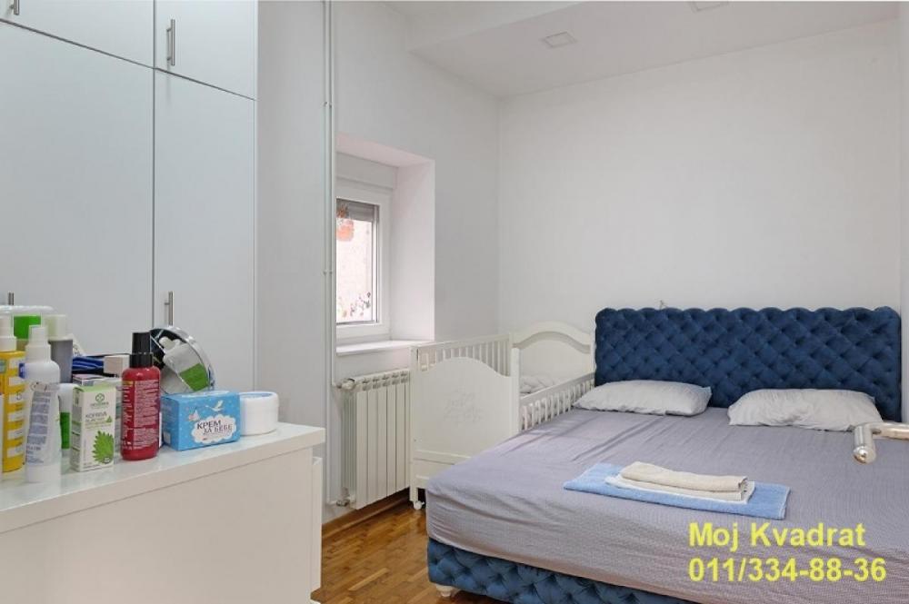 Stan na prodaju u Beogradu, Vukov spomenik, cetvorosoban, 78m2, cena 350000 evra