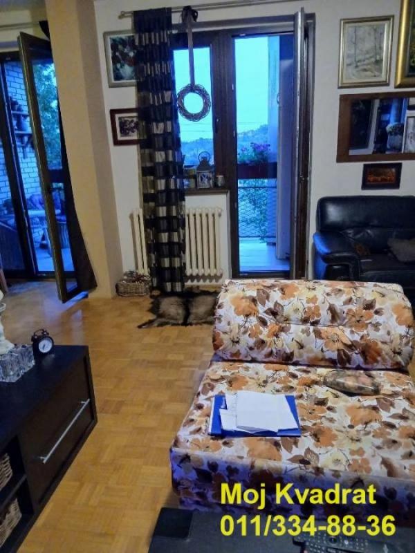 Stan na prodaju u Beogradu, Karaburma, dvosoban, 58m2, cena 159000 evra