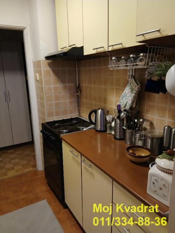 Stan na prodaju u Beogradu, Karaburma, dvosoban, 58m2, cena 159000 evra