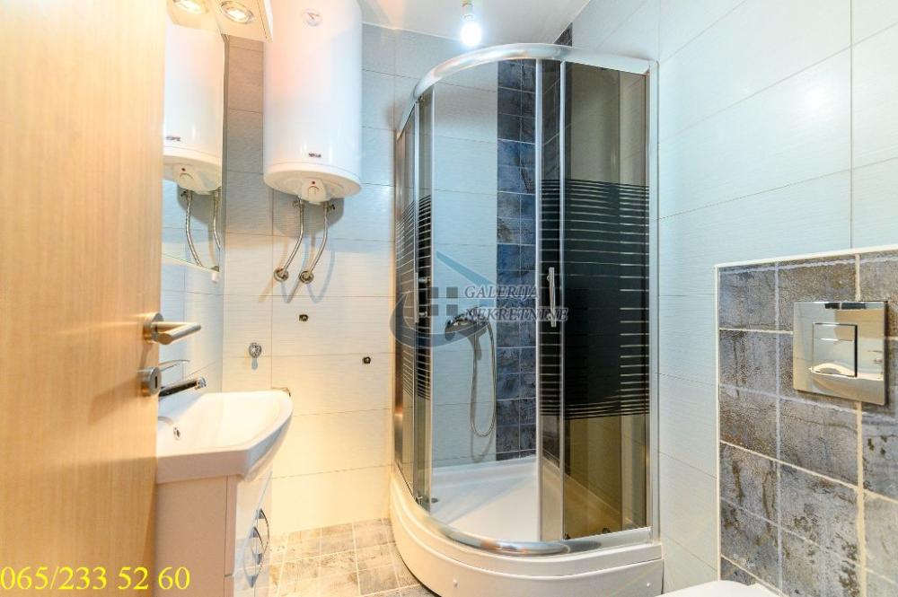 Stan na prodaju u Beogradu, Vračar, trosoban, 56m2, cena 168000 evra