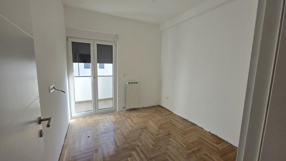 Stan na prodaju u Beogradu, Vračar,Crveni Krst, trosoban, 80m2, cena 280000 evra