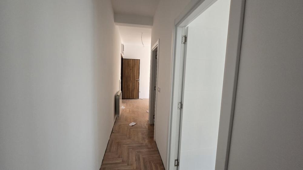 Stan na prodaju u Beogradu, Vračar,Crveni Krst, trosoban, 80m2, cena 280000 evra