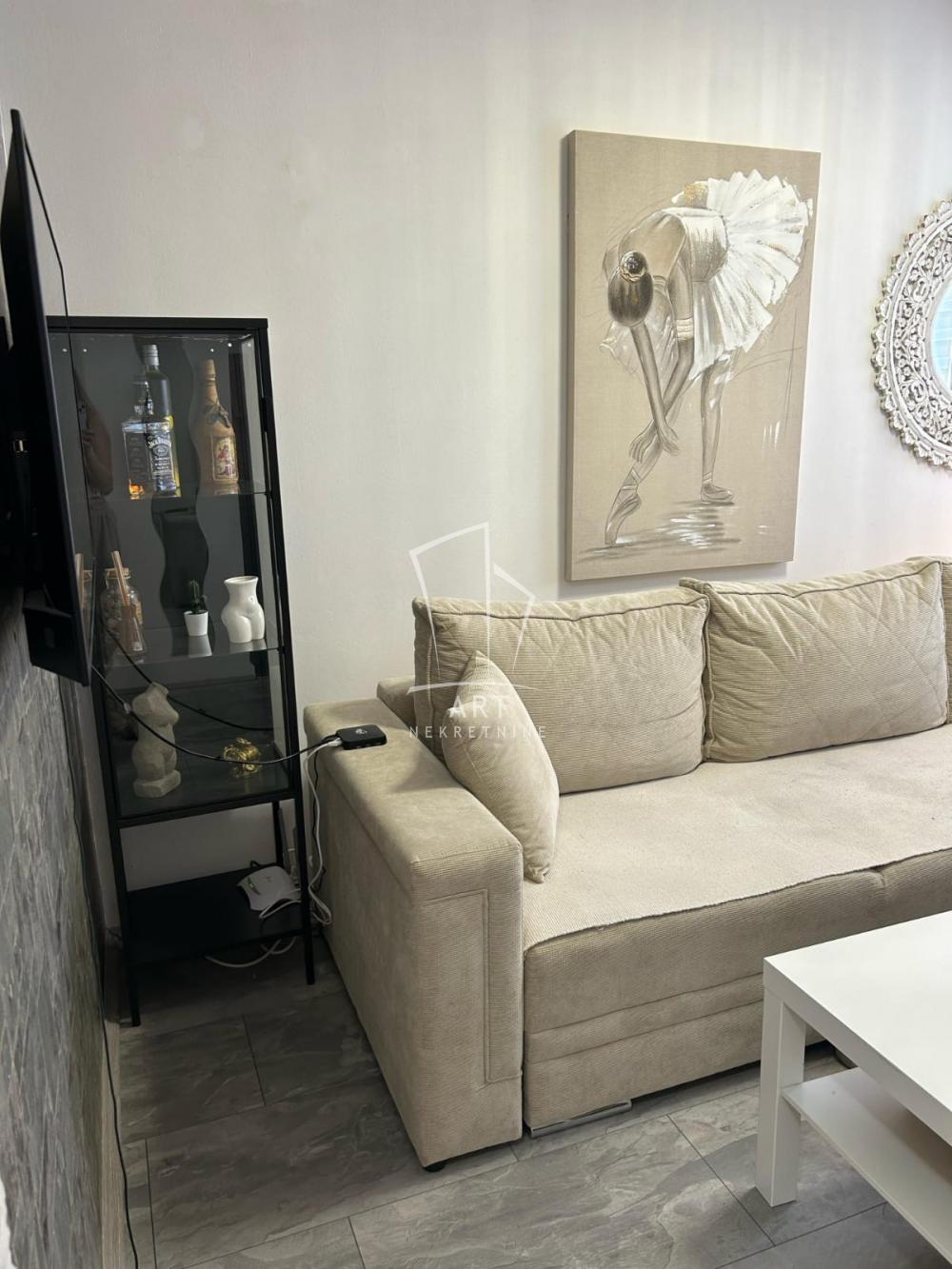 Stan na prodaju u Beogradu, Voždovac, dvosoban, 42m2, cena 175000 evra