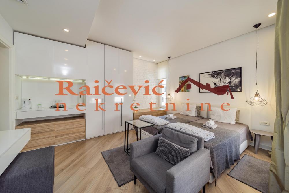 Stan na prodaju u Beogradu, Beograd (centar), trosoban, 73m2, cena 459000 evra