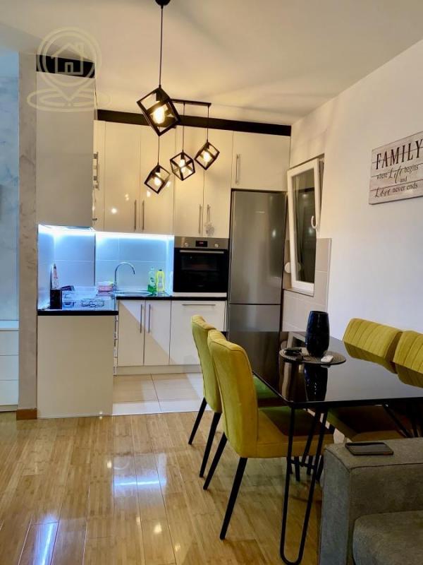 Stan na prodaju u Beogradu, Medaković 3, dvoiposoban, 60m2, cena 165000 evra