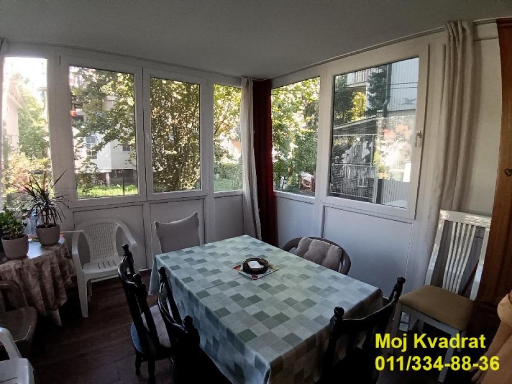 Stan na prodaju u Beogradu, Nova Galenika, jednosoban, 43m2, cena 120000 evra