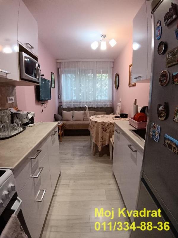 Stan na prodaju u Beogradu, Nova Galenika, jednosoban, 43m2, cena 120000 evra