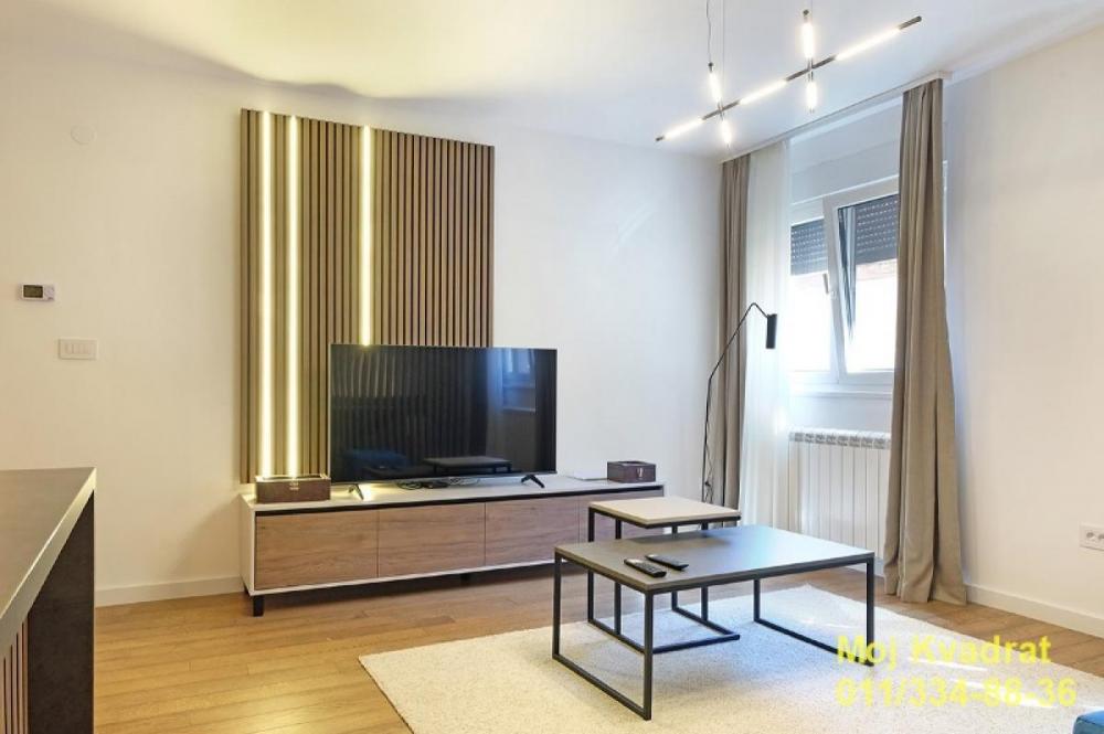 Stan na prodaju u Beogradu, Crveni Krst, trosoban, 62m2, cena 270000 evra