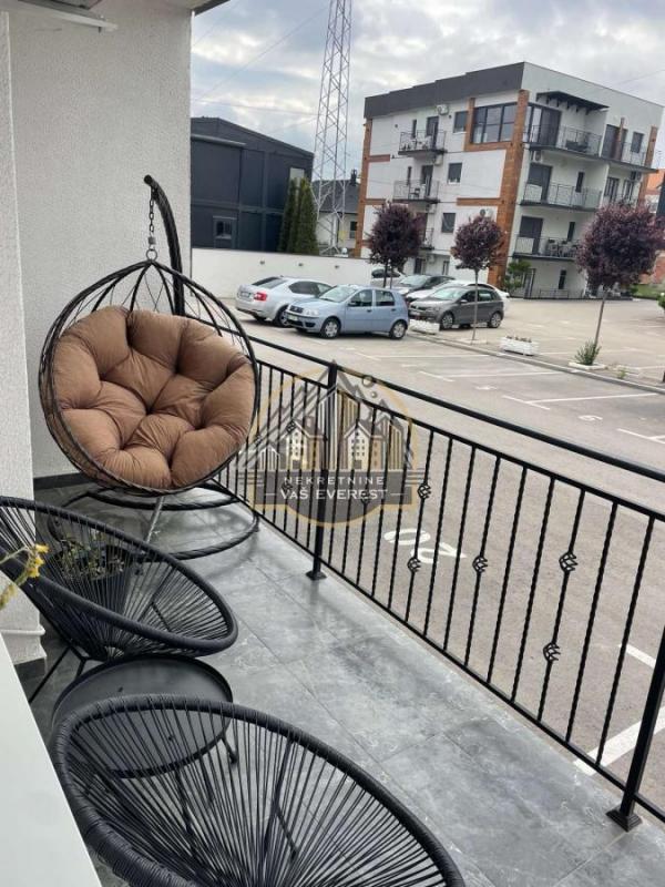 Stan na prodaju u Beogradu, Ledine, jednoiposoban, 42m2, cena 110000 evra