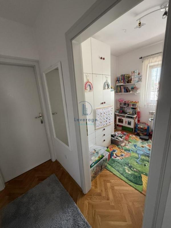 Stan na prodaju u Beogradu, Žarkovo, dvoiposoban, 59m2, cena 178500 evra