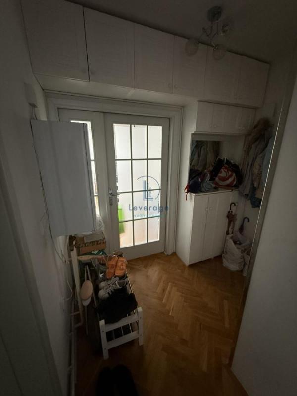 Stan na prodaju u Beogradu, Žarkovo, dvoiposoban, 59m2, cena 178500 evra