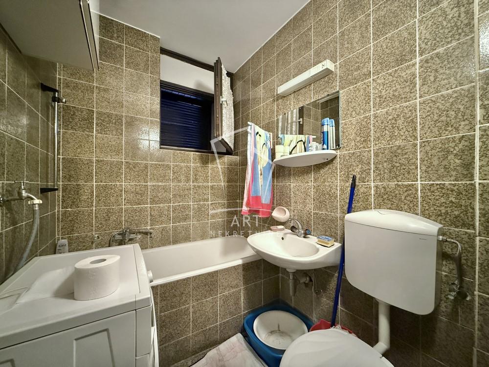 Stan na prodaju u Beogradu, Višnjička banja, jednoiposoban, 41m2, cena 125000 evra