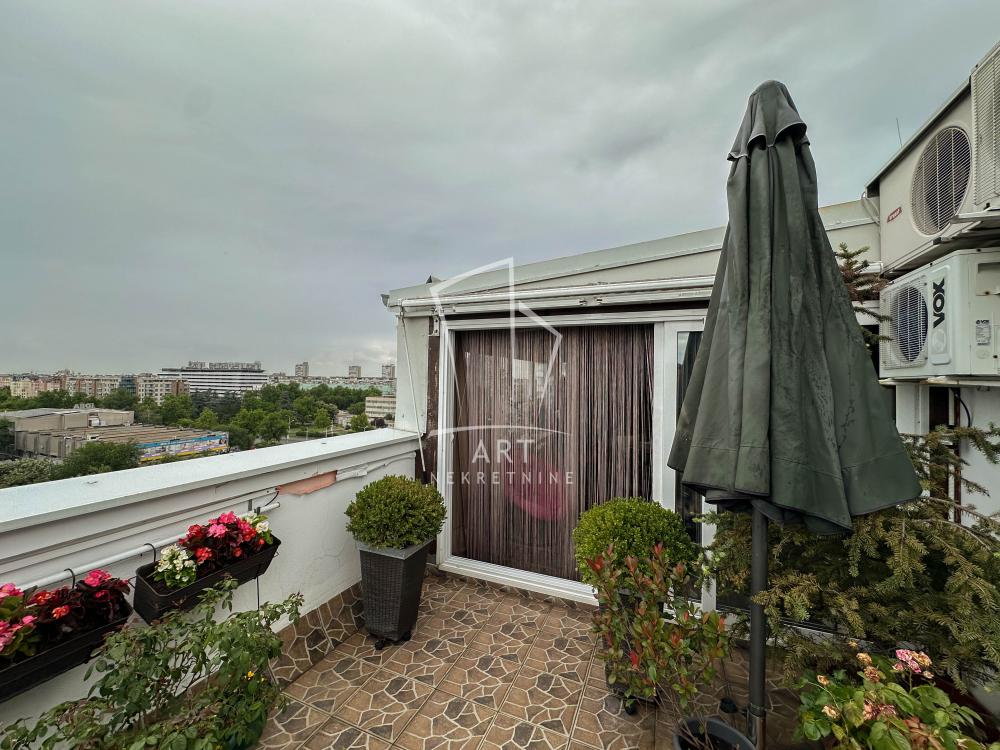 Stan na prodaju u Beogradu, Novi Beograd, jednoiposoban, 38m2, cena 190000 evra