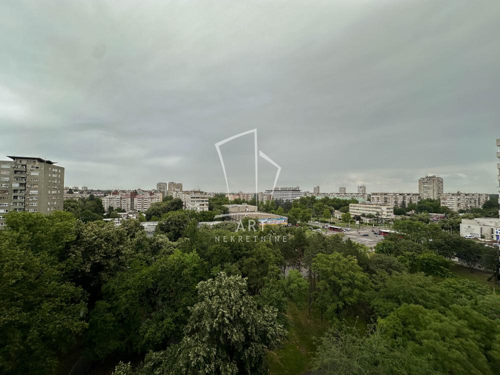 Stan na prodaju u Beogradu, Novi Beograd, jednoiposoban, 38m2, cena 190000 evra