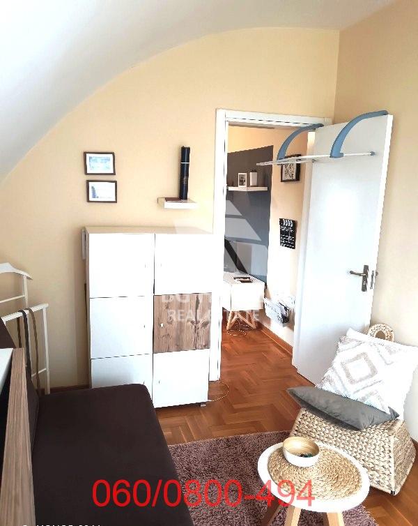 Stan na prodaju u Beogradu, Cvetkova pijaca, jednoiposoban, 31m2, cena 127000 evra