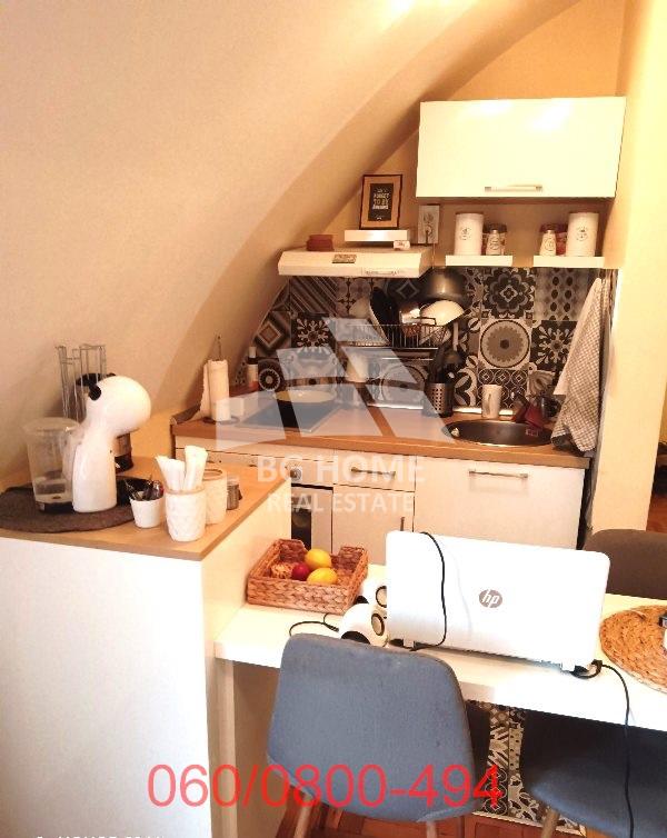 Stan na prodaju u Beogradu, Cvetkova pijaca, jednoiposoban, 31m2, cena 127000 evra