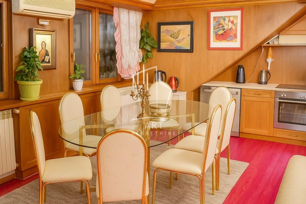 Stan na prodaju u Beogradu, Zemun, cetvorosoban, 64m2, cena 280000 evra