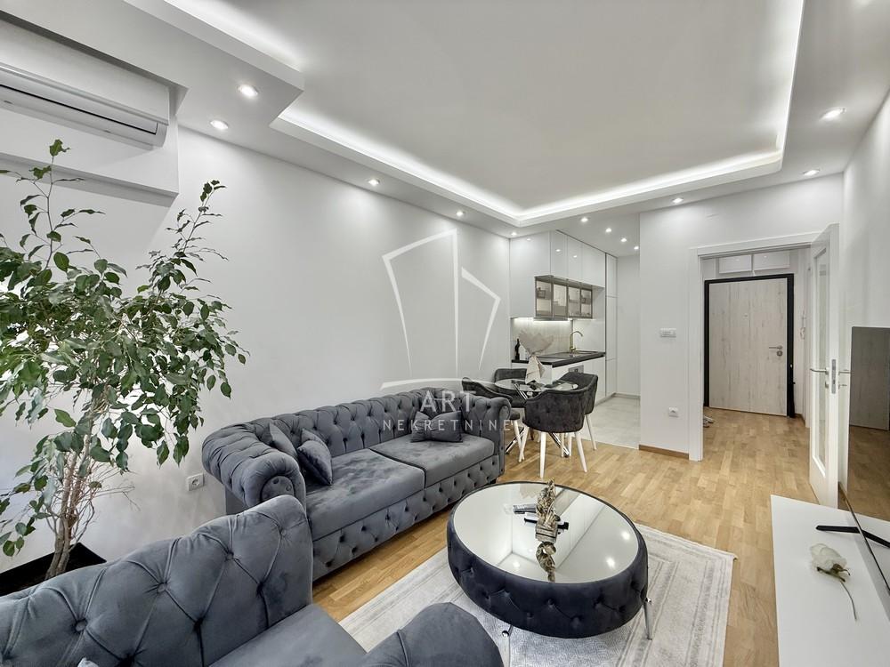 Stan na prodaju u Beogradu, Banovo brdo, jednoiposoban, 41m2, cena 205000 evra