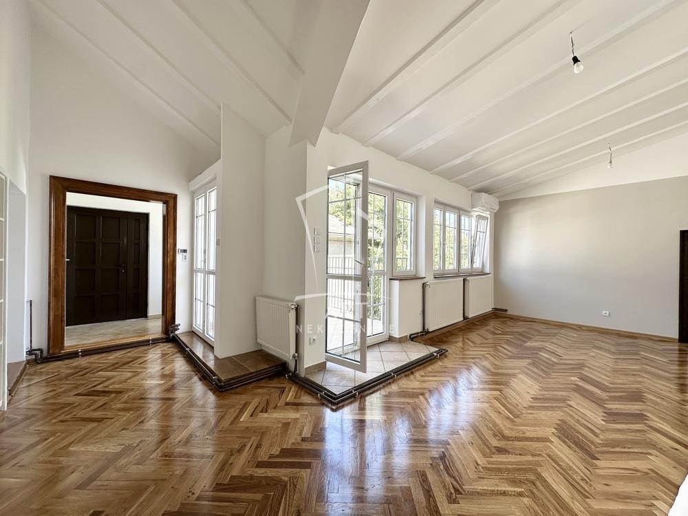 Stan na prodaju u Beogradu, Zemun, 175m2, cena 520000 evra