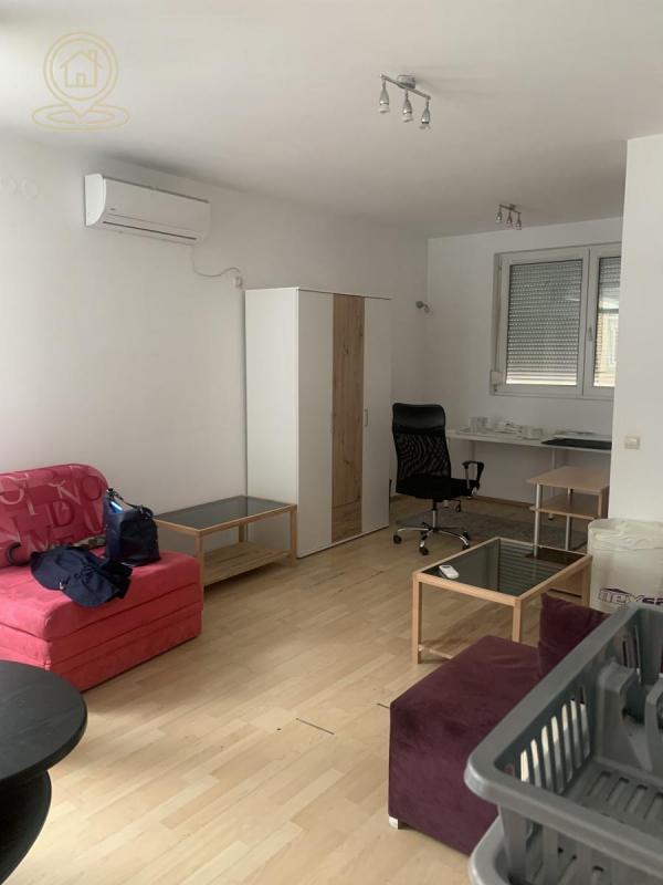 Stan na prodaju u Beogradu, Mirijevo, trosoban, 179m2, cena 220000 evra