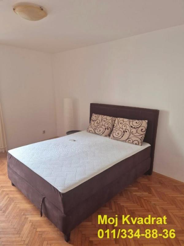 Stan na prodaju u Beogradu, Krunski venac, jednosoban, 38m2, cena 185000 evra