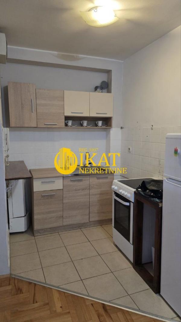 Stan na prodaju u Beogradu, Pašino brdo, dvosoban, 48m2, cena 165000 evra