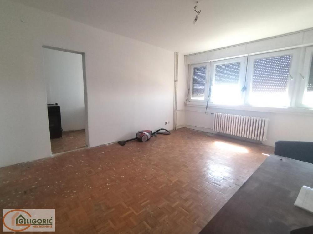 Stan na prodaju u Beogradu, Učiteljsko naselje, dvosoban, 62m2, cena 140000 evra