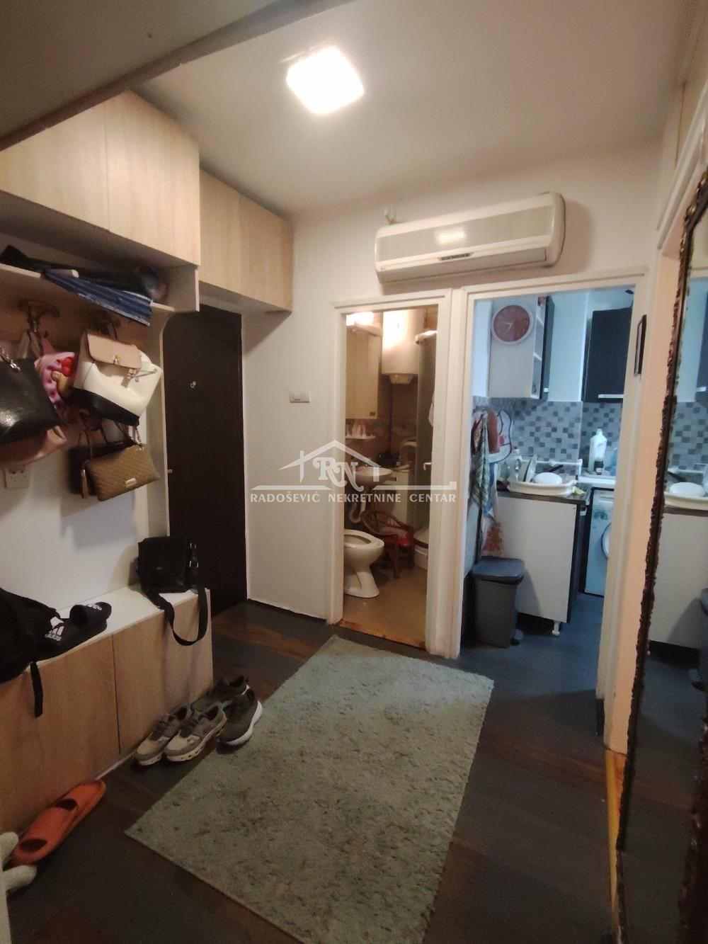 Stan na prodaju u Beogradu, Karaburma, dvosoban, 59m2, cena 146000 evra