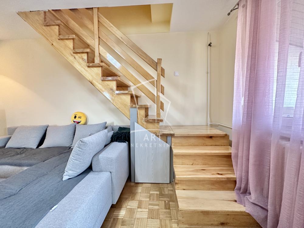 Stan na prodaju u Beogradu, Banovo brdo, dvoiposoban, 54m2, cena 158800 evra