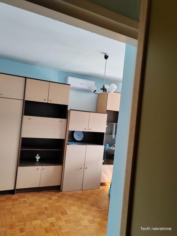 Stan na prodaju u Beogradu, Dušanovac, dvosoban, 62m2, cena 165000 evra