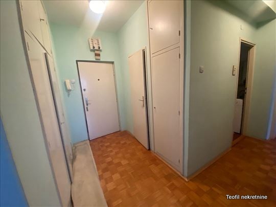 Stan na prodaju u Beogradu, Dušanovac, dvosoban, 62m2, cena 165000 evra
