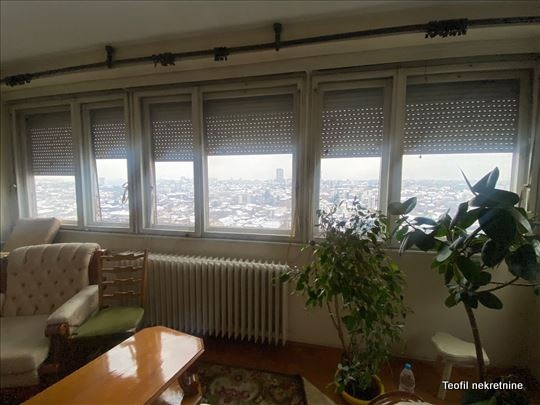 Stan na prodaju u Beogradu, Dušanovac, dvosoban, 62m2, cena 165000 evra