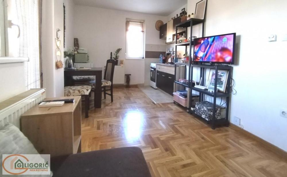 Stan na prodaju u Beogradu, Mirijevo 1, jednosoban, 25m2, cena 78000 evra