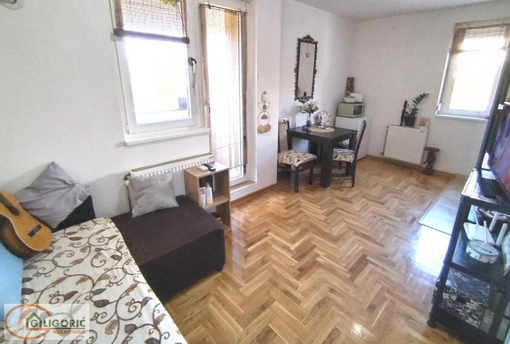 Stan na prodaju u Beogradu, Mirijevo 1, jednosoban, 25m2, cena 78000 evra