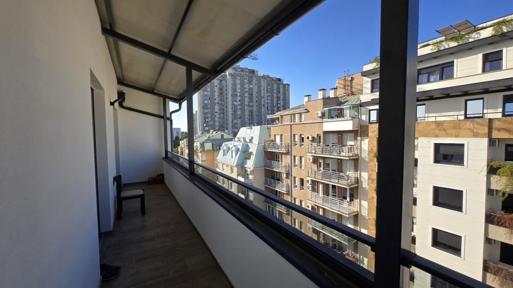 Stan na prodaju u Beogradu, Vračar,Crveni Krst, troiposoban, 95m2, cena 313500 evra