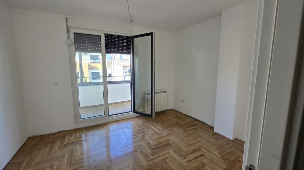 Stan na prodaju u Beogradu, Vračar,Crveni Krst, troiposoban, 95m2, cena 313500 evra
